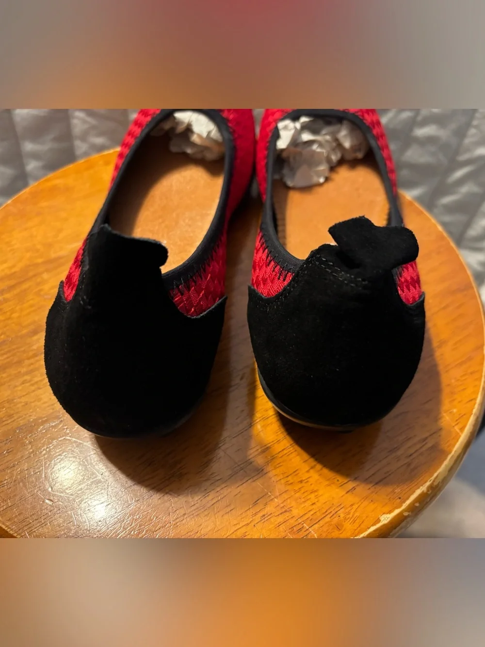 Bernie Mev Hazel Bella Me Black Red Slip On Woven Ballet Flats Size 7.5 / Eur 38